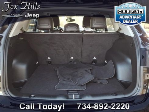 Used 2022 Jeep Compass Limited image 10