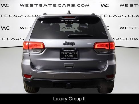 Used 2017 Jeep Grand Cherokee Limited w/ Luxury Group II image 4
