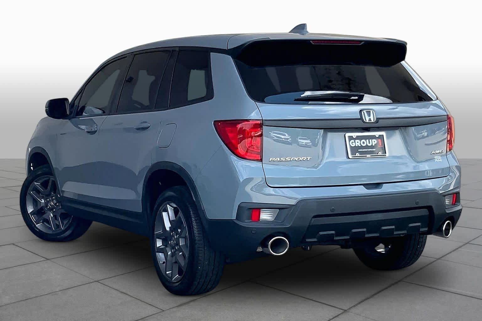 Used 2023 Honda Passport EX-L image 12