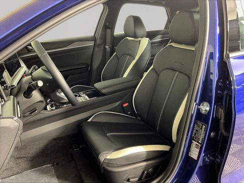 New 2026 Kia K5 GT-Line w/ GT-Line Premium Package FWD image 17