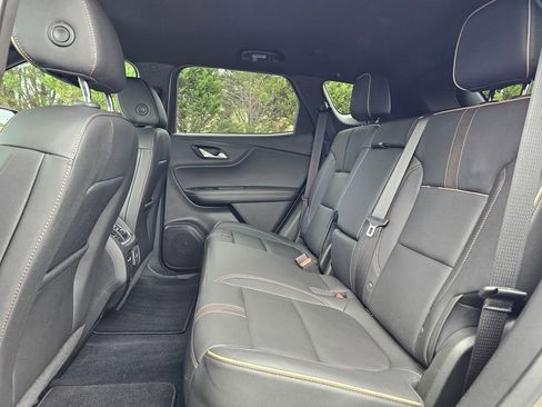 Used 2022 Chevrolet Blazer Premier w/ Enhanced Convenience Package FWD image 19