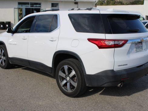 Used 2018 Chevrolet Traverse LT FWD image 6