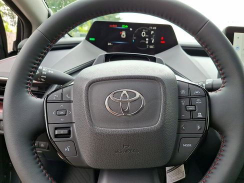 New 2026 Toyota Prius Plug-In Hybrid FWD image 17
