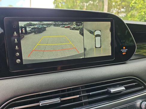 Used 2022 Hyundai Palisade Limited FWD image 21