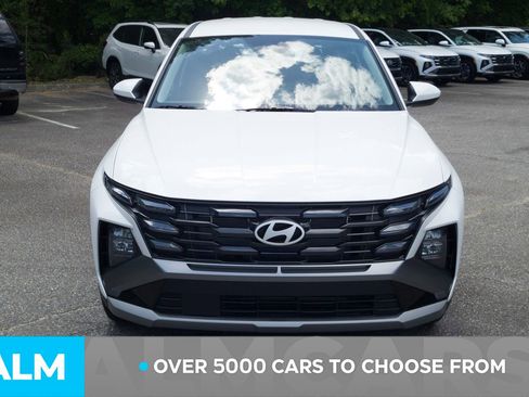 Used 2025 Hyundai Tucson SE FWD image 3