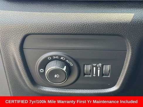 Used 2023 Jeep Grand Cherokee Overland AWD/4WD image 31