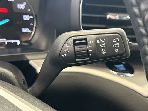 Used 2023 Ford Explorer XLT w/ Equipment Group 202A AWD/4WD image 36