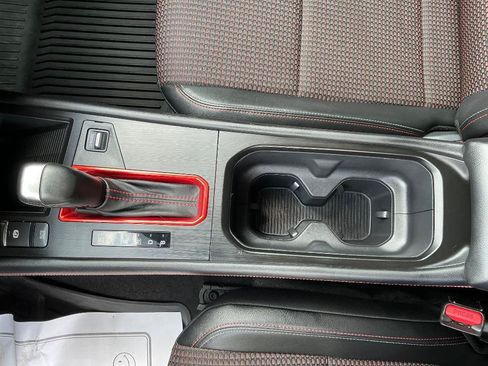 Used 2025 Nissan Kicks SR w/ Illumination Package FWD image 19
