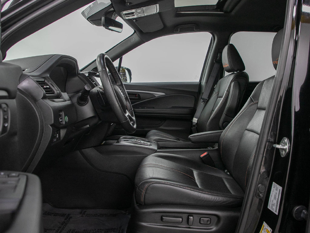 Used 2023 Honda Passport TrailSport image 24