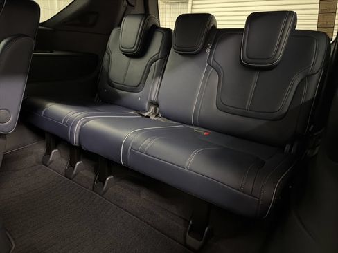 Certified 2026 INFINITI QX80 4WD w/ Sport Exterior Package image 32
