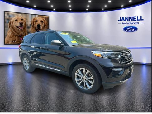 Used 2023 Ford Explorer XLT w/ Equipment Group 202A AWD/4WD image 3
