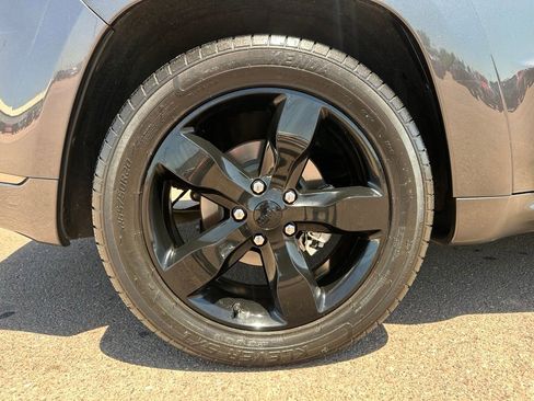Used 2015 Jeep Grand Cherokee High Altitude AWD/4WD image 38