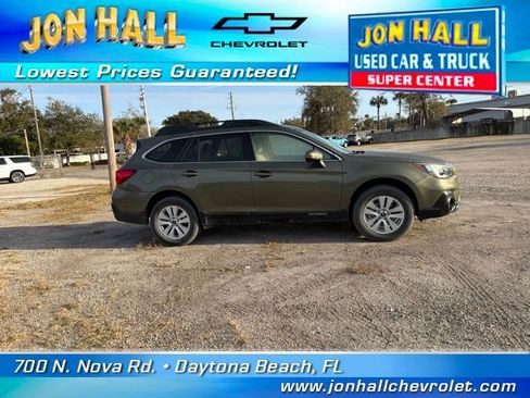 Used 2019 Subaru Outback 2.5i Premium image 11