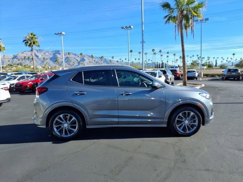 Used 2020 Buick Encore GX Essence w/ Experience Buick Package image 11