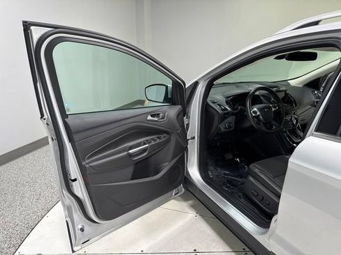 Used 2014 Ford Escape Titanium w/ Equipment Group 401A AWD/4WD image 8