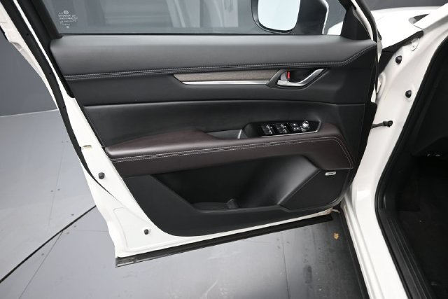 Certified 2024 MAZDA CX-5 Signature AWD/4WD image 12