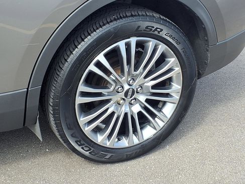 Used 2016 Lincoln MKX Reserve w/ Climate Package image 29