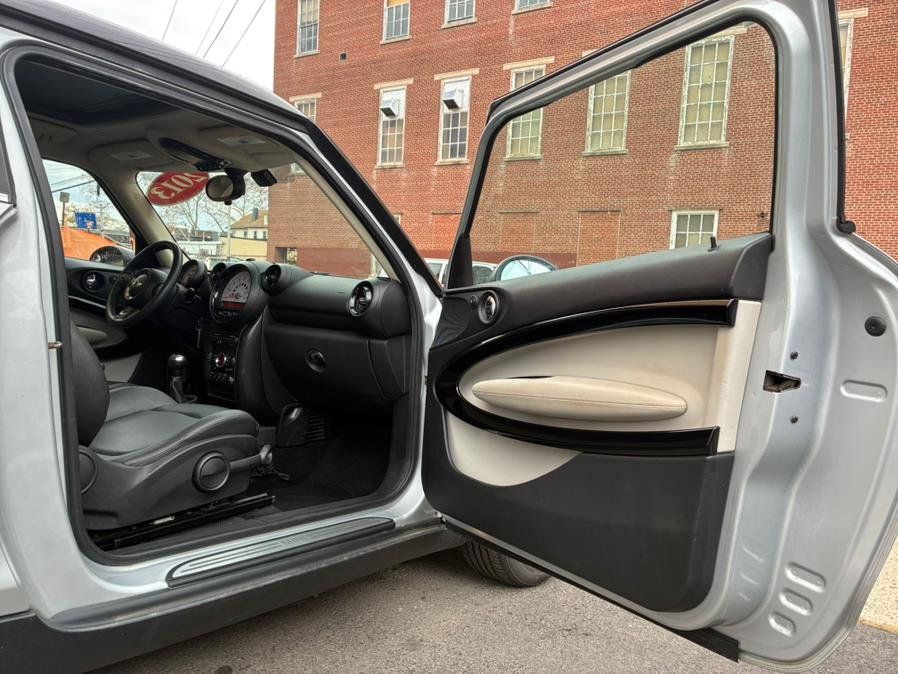 Used 2013 MINI Cooper Paceman FWD image 10