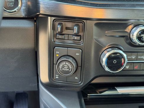 New 2025 Ford F250 Lariat w/ Lariat Ultimate Package image 16