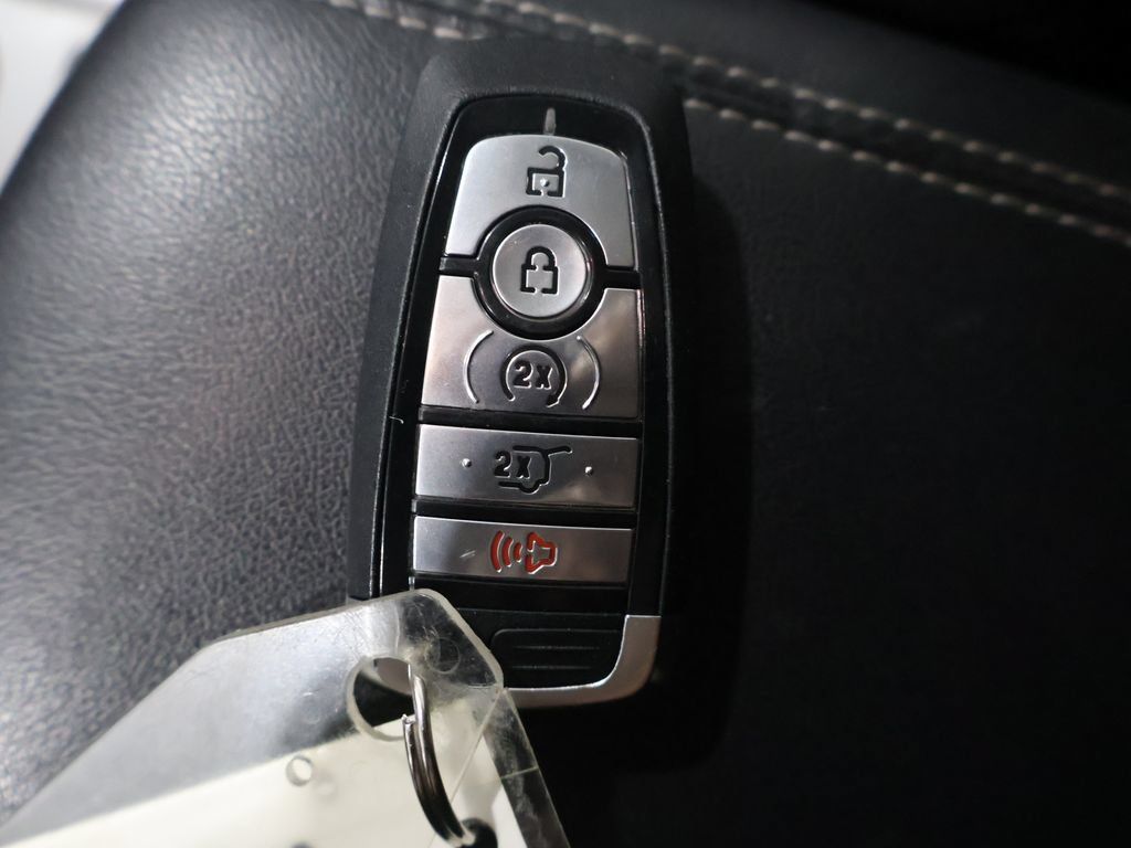 Used 2024 Ford Edge Titanium w/ Equipment Group 301A AWD/4WD image 24