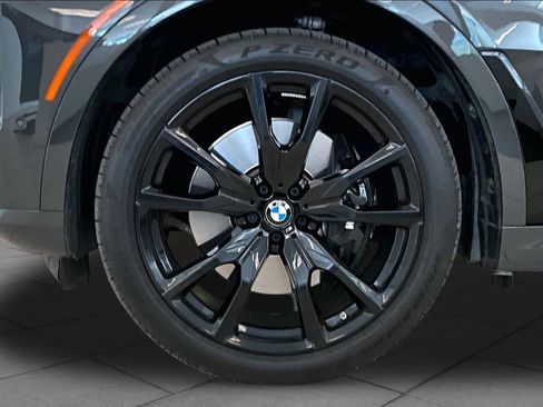 Used 2026 BMW X7 M60i AWD/4WD image 10