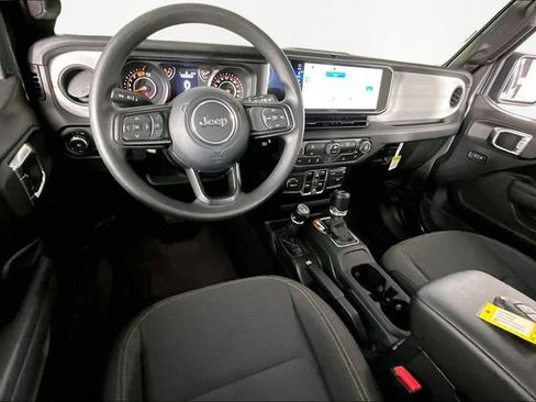 Used 2025 Jeep Wrangler Sport image 8