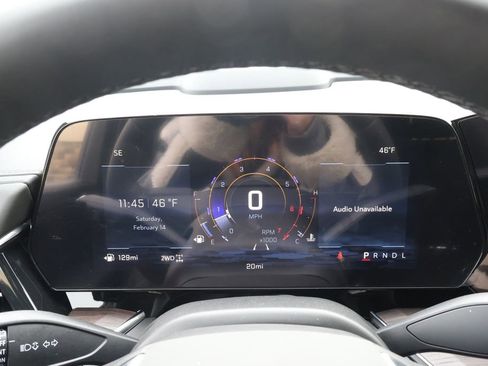 New 2026 Chevrolet Suburban LS image 21