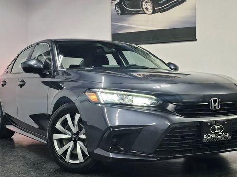 Used 2022 Honda Civic LX image 3