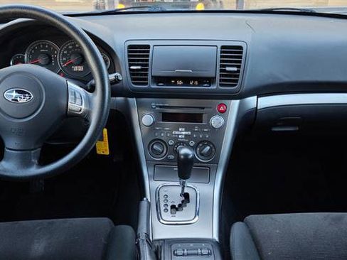 Used 2008 Subaru Outback 2.5i L.L. Bean image 9