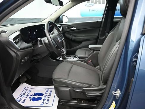 Used 2024 Buick Encore GX Preferred FWD image 12