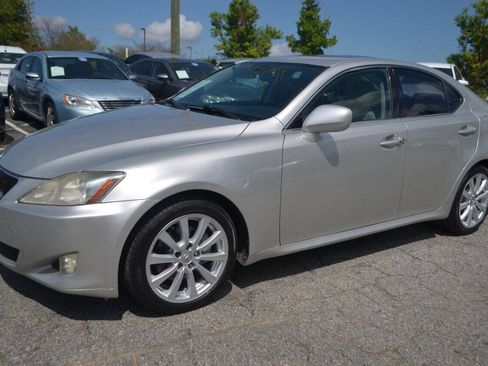 Used 2008 Lexus IS 250 image 3