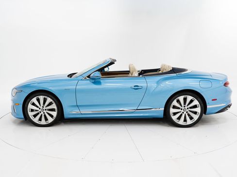 New 2026 Bentley Continental GTC AWD/4WD image 2