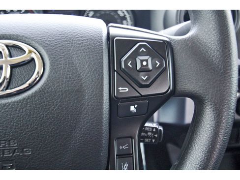 Used 2022 Toyota Tacoma SR RWD image 15