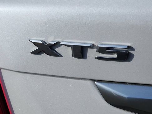 Certified 2022 Cadillac XT5 Premium Luxury image 41