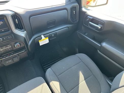 Certified 2022 Chevrolet Silverado 1500 Custom AWD/4WD image 22