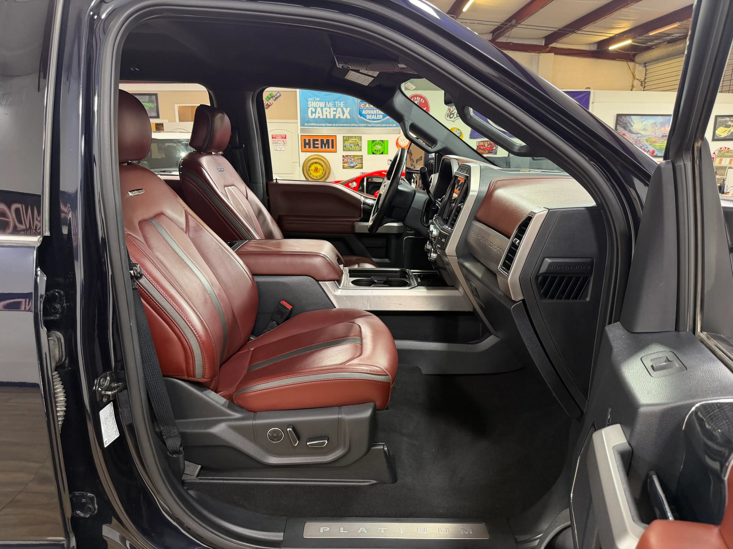 Used 2022 Ford F250 Platinum AWD/4WD image 22
