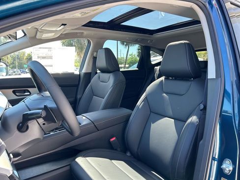 New 2025 Nissan Murano SL image 15