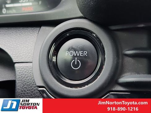 Used 2023 Toyota Crown AWD/4WD image 25