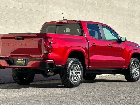 Certified 2023 Chevrolet Colorado LT w/ LT Convenience Package image 4