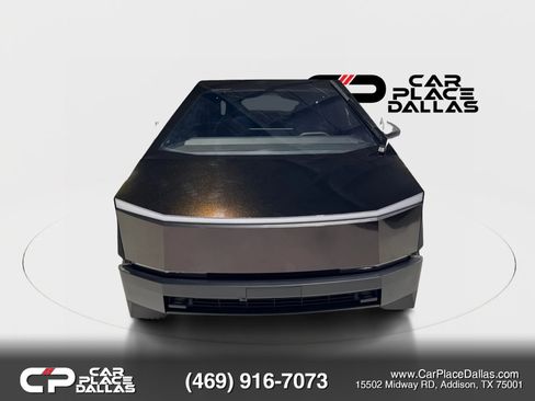 Used 2025 Tesla Cybertruck 2WD Crew Cab image 3