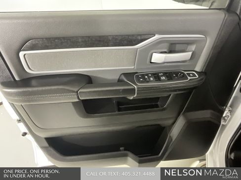 Used 2020 RAM 2500 Big Horn w/ Towing Technology Group image 16