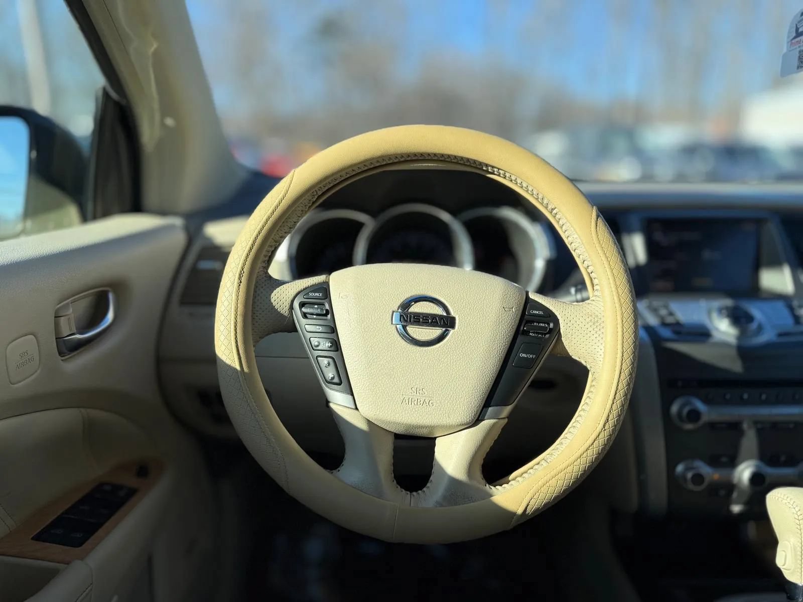Used 2014 Nissan Murano CrossCabriolet w/ Navigation Package AWD/4WD image 14