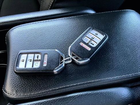 Used 2020 Honda Civic Sport image 35
