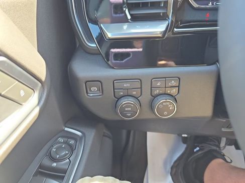 New 2025 Chevrolet Silverado 1500 LT w/ Safety Package image 19