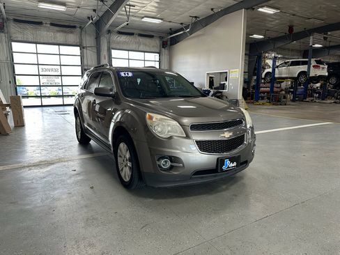 Used 2011 Chevrolet Equinox LT image 4