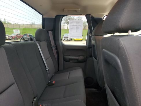 Used 2011 GMC Sierra 1500 SLE image 30