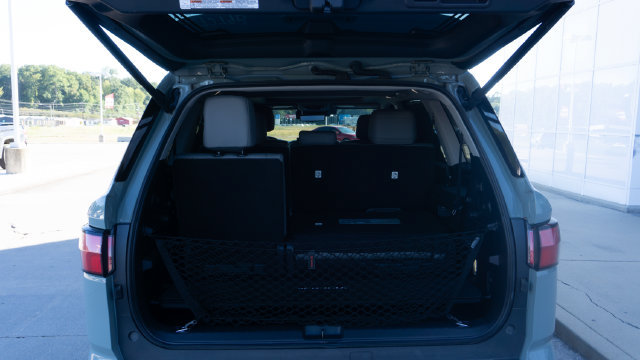 Used 2023 Toyota Sequoia Limited w/ TRD Off-Road Package AWD/4WD image 15