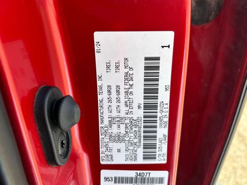 Certified 2024 Toyota Sequoia Platinum image 31