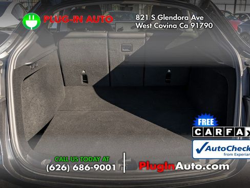 Used 2024 Tesla Model Y RWD image 12