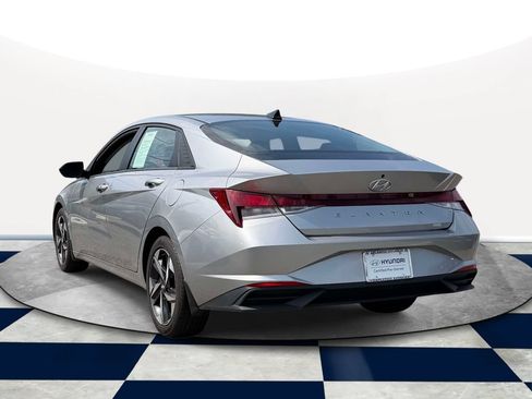 Certified 2023 Hyundai Elantra SEL w/ Convenience Package FWD image 4